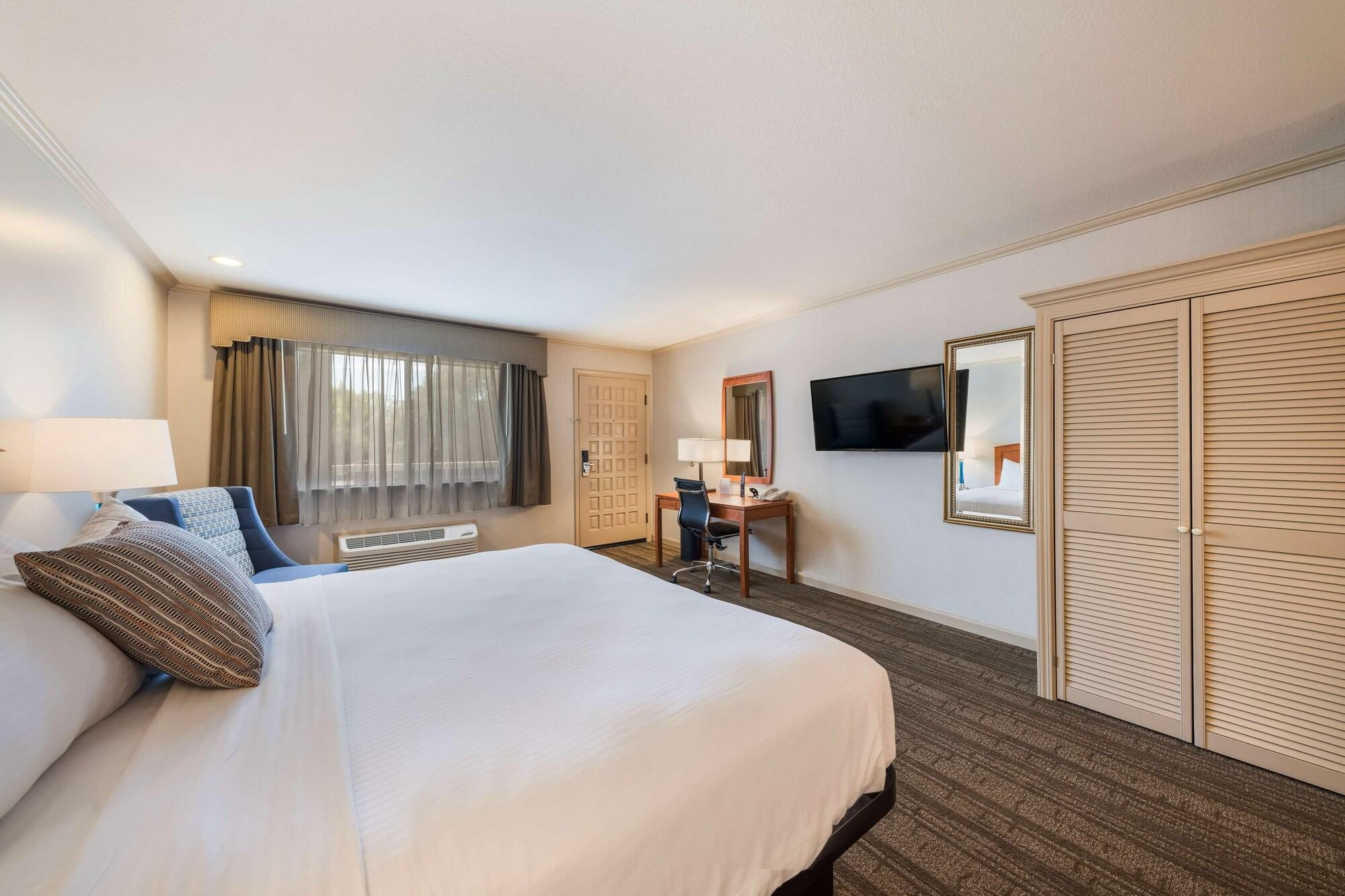 Surestay Plus Hotel By Best Western Mountain View Exterior photo