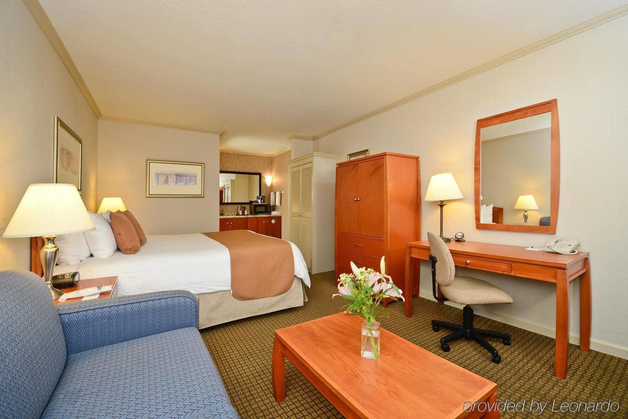 Surestay Plus Hotel By Best Western Mountain View Room photo